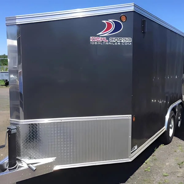 Enclosed trailer